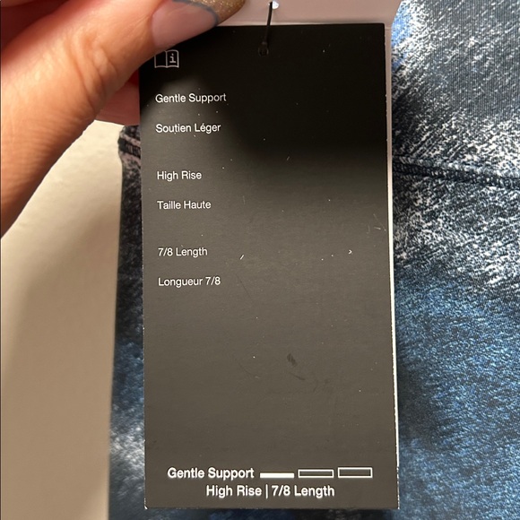 NWT- Women’s Nike Navy Set 7/8 Leggings & Convertible Sports Bra Size Medium - Picture 10 of 12